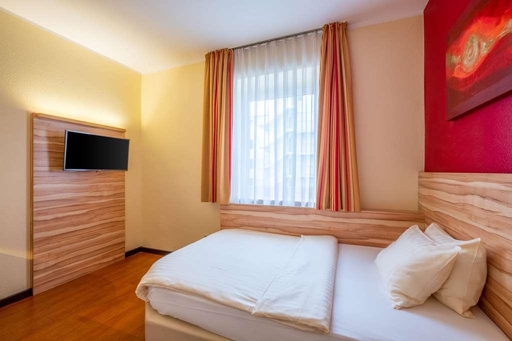 Quality Hotel, Star Inn Premium Bremen Room photo